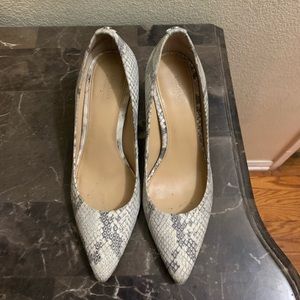 100% Authentic Michael Kors!!